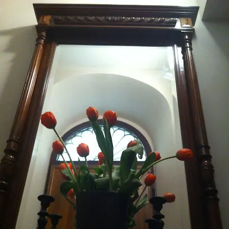 Bed and breakfast Legacy 3*