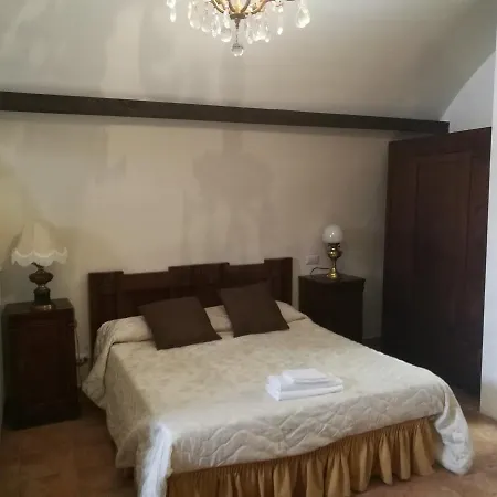 Legacy Bed & Breakfast 3*