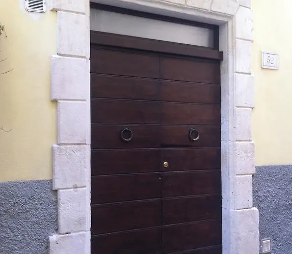 Bed & Breakfast Legacy 3*