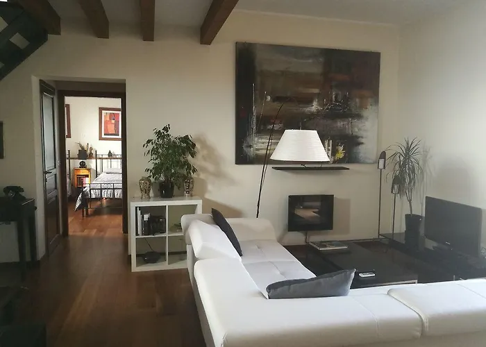 Bed & Breakfast Legacy 3*